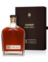 Ararat Nairi aged 20 y - 70 cl